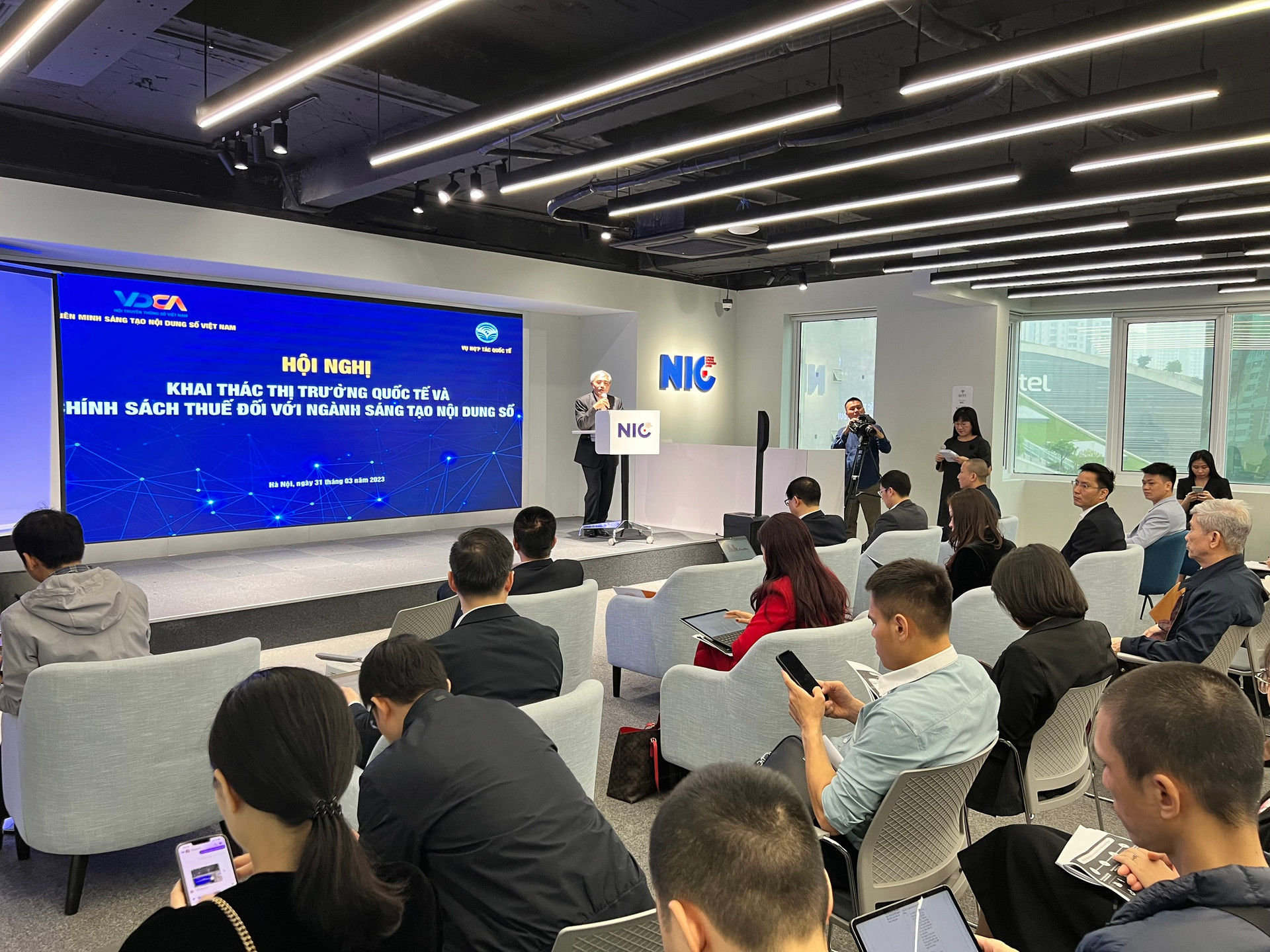 dich vu seo web kinh doanh 1