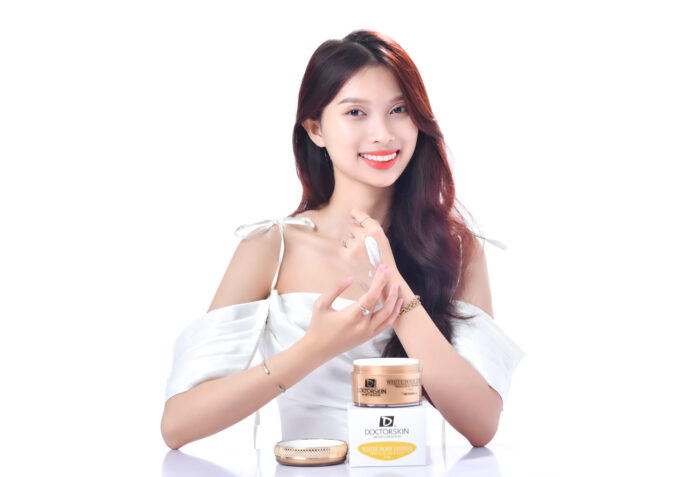 Model 2 700x477